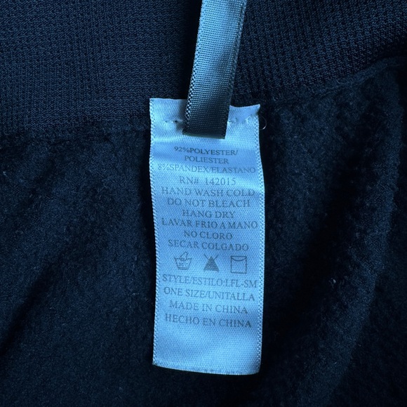 High Waisted Fleece Lined Black Leggings - Picture 4 of 4